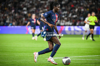 2023-10-01 - Thiniba SAMOURA of PSG during the women’s French championship D1 Arkema football match between Paris Saint Germain and Olympique Lyonnais on October 1, 2023 at Parc des Princes stadium in Paris, France - FOOTBALL - WOMEN'S FRENCH CHAMP - PARIS SG V LYON - FRENCH WOMEN DIVISION 1 - SOCCER