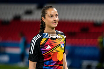 2023-09-15 - Sara Dabritz of Olympique Lyonnais warms up ahead of the women’s French championship D1 Arkema football match between Paris Saint Germain and Olympique Lyonnais on October 1, 2023 at Parc des Princes stadium in Paris, France - FOOTBALL - WOMEN FRENCH CHAMP - PARIS SG V LYON - FRENCH WOMEN DIVISION 1 - SOCCER