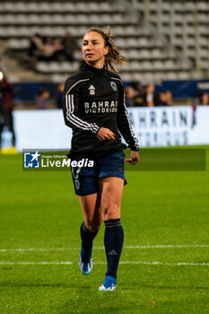 2023-11-05 - Gaetane Thiney of Paris FC warms up ahead of the Women's French championship, D1 Arkema football match between Paris FC and Olympique Lyonnais (Lyon) on November 5, 2023 at Sébastien Charléty stadium in Paris, France - FOOTBALL - WOMEN'S FRENCH CHAMP - PARIS FC V LYON - FRENCH WOMEN DIVISION 1 - SOCCER