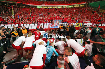 2023-06-03 - RB Leipzig players celebrate with fans after winning the German Cup, Final football match between RB Leipzig and Eintracht Frankfurt on June 3, 2023 at Olympiastadion in Berlin, Germany - FOOTBALL - GERMAN CUP - FINAL - LEIPZIG V FRANKFURT - GERMAN BUNDESLIGA - SOCCER