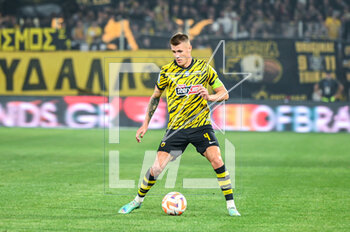 2023-05-03 - 4 DAMIAN SZYMAŃSKI of AEK FC during the Greek Super League, playoff match between AEK FC and Olympiacos FC at OPAP Arena on May 3, 2023, in Athens, Greece. - AEK VS OLYMPIACOS - GREEK SUPER LEAGUE - SOCCER