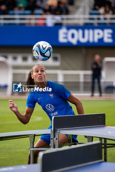 2023-07-04 - Constance Picaud of France controls the ball during the training of the French team, preparation for the FIFA Women's World Cup 2023 on July 4, 2023 at Centre National du Football in Clairefontaine-en-Yvelines, France - FOOTBALL - WOMEN'S WORLD CUP 2023 - TRAINING OF THE FRENCH WOMEN'S TEAM - FIFA WORLD CUP - SOCCER