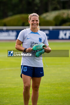 2023-07-04 - Eugenie Le Sommer of France during the training of the French team, preparation for the FIFA Women's World Cup 2023 on July 4, 2023 at Centre National du Football in Clairefontaine-en-Yvelines, France - FOOTBALL - WOMEN'S WORLD CUP 2023 - TRAINING OF THE FRENCH WOMEN'S TEAM - FIFA WORLD CUP - SOCCER