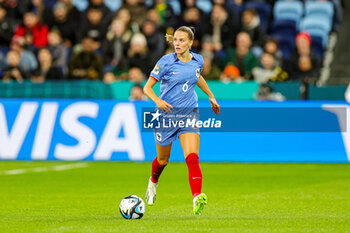 2023-07-24 - Sandie Toletti (6) of France during the 2023 FIFA Women’s World Cup, Group F football match between France and Jamaica on 23 July 2023 at Stadium Australia in Sydney, Australia - FOOTBALL - WOMEN'S WORLD CUP 2023 - FRANCE V JAMAICA - FIFA WORLD CUP - SOCCER