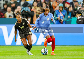 2023-07-24 - Atlanta Primus (20) of Jamaica brings down Grace Geyoro (8) of France during the 2023 FIFA Women’s World Cup, Group F football match between France and Jamaica on 23 July 2023 at Stadium Australia in Sydney, Australia - FOOTBALL - WOMEN'S WORLD CUP 2023 - FRANCE V JAMAICA - FIFA WORLD CUP - SOCCER