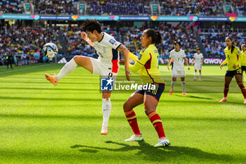 2023-07-25 - Geum-Min Lee (9) of Korea Republic and Manuela Vanegas (2) of Colombia during the 2023 FIFA Women’s World Cup, Group H football match between Colombia and Korea Republic on 25 July 2023 at Sydney Football Stadium in Sydney, Australia - FOOTBALL - WOMEN'S WORLD CUP 2023 - COLOMBIA V KOREA REPUBLIC - FIFA WORLD CUP - SOCCER