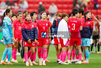 2023-07-30 - Korea Republic players look dejected at full time during the 2023 FIFA Women’s World Cup, Group H football match between Korea Republic and Morocco on 30 July 2023 at Hindmarsh Stadium in Adelaide, Australia - FOOTBALL - WOMEN'S WORLD CUP 2023 - KOREA REPUBLIC V MOROCCO - FIFA WORLD CUP - SOCCER