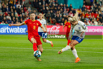 2023-08-01 - Lauren Hemp (11) of England shoots towards the goal, Yao Wei of China during the 2023 FIFA Women’s World Cup, Group D football match between China and England on 1 August 2023 at Hindmarsh Stadium in Adelaide, Australia - FOOTBALL - WOMEN'S WORLD CUP 2023 - CHINA V ENGLAND - FIFA WORLD CUP - SOCCER