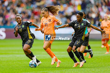 2023-08-06 - Lieke Martens (11) of Netherlands and Kholosa Biyana (19), Bongeka Gamede (3) of South Africa during the 2023 FIFA Women’s World Cup, round of 16 football match between Netherlands and South Africa on 6 August 2023 at Sydney Football Stadium, Sydney, Australia - FOOTBALL - WOMEN'S WORLD CUP 2023 - NETHERLANDS V SOUTH AFRICA - FIFA WORLD CUP - SOCCER
