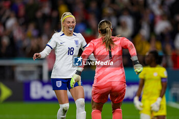 2023-08-07 - Chloe Kelly (18) of England celebrates at ful time with Mary Earps (1) of England during the 2023 FIFA Women’s World Cup, Round of 16 football match between England and Nigeria on 7 August 2023 at Brisbane Stadium in Brisbane, Australia - FOOTBALL - WOMEN'S WORLD CUP 2023 - ENGLAND V NIGERIA - FIFA WORLD CUP - SOCCER