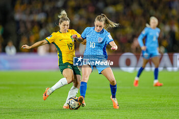 2023-08-16 - Katrina Gorry (19) of Australia and Ella Toone (10) of England during the 2023 FIFA Women’s World Cup, semi-final football match between Australia and England on 16 August 2023 at Stadium Australia in Sydney, Australia - FOOTBALL - WOMEN'S WORLD CUP 2023 - 1/2 - AUSTRALIA V ENGLAND - FIFA WORLD CUP - SOCCER