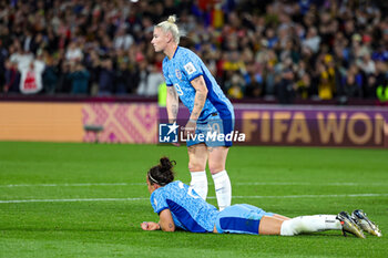 2023-08-20 - Bethany England (19) of England and Lucy Bronze (2) of England look dejected at full time during the 2023 FIFA Women’s World Cup Final football match between Spain and England on 20 August 2023 at Stadium Australia in Sydney, Australia - FOOTBALL - WOMEN'S WORLD CUP 2023 - FINAL - SPAIN V ENGLAND - FIFA WORLD CUP - SOCCER