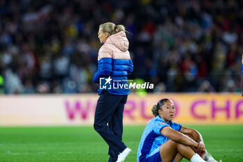 2023-08-20 - Sarina Wiegman Manager of England leaves the field at full time during the 2023 FIFA Women’s World Cup Final football match between Spain and England on 20 August 2023 at Stadium Australia in Sydney, Australia - FOOTBALL - WOMEN'S WORLD CUP 2023 - FINAL - SPAIN V ENGLAND - FIFA WORLD CUP - SOCCER