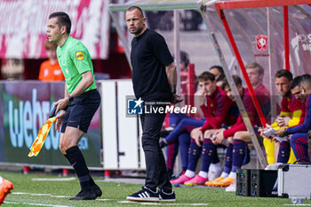 2023-05-28 - Coach John Heitinga of Ajax during the Netherlands championship Eredivisie football match between FC Twente and Ajax on May 28, 2023 at Grolsch Veste in Enschede, Netherlands - FOOTBALL - NETHERLANDS CHAMP - TWENTE V AJAX - NETHERLANDS EREDIVISIE - SOCCER