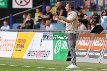 2023-08-19 - Coach Phillip Cocu of Vitesse during the Netherlands championship Eredivisie football match between Vitesse and PSV on August 19, 2023 at GelreDome in Arnhem, Netherlands - FOOTBALL - NETHERLANDS CHAMP - VITESSE V PSV - NETHERLANDS EREDIVISIE - SOCCER