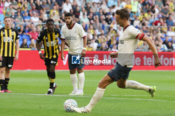 2023-08-19 - Luuk de Jong of PSV scores a goal during the Netherlands championship Eredivisie football match between Vitesse and PSV on August 19, 2023 at GelreDome in Arnhem, Netherlands - FOOTBALL - NETHERLANDS CHAMP - VITESSE V PSV - NETHERLANDS EREDIVISIE - SOCCER