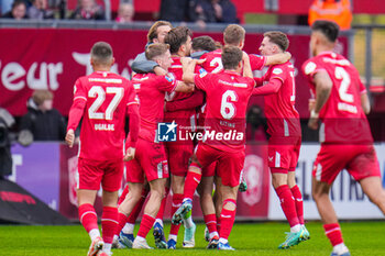 2023-10-29 - Players of FC Twente celebrate the second goal during the Netherlands championship Eredivisie football match between FC Twente and Feyenoord on October 29, 2023 at De Grolsch Veste in Enschede, Netherlands - FOOTBALL - NETHERLANDS CHAMP - TWENTE V FEYENOORD - NETHERLANDS EREDIVISIE - SOCCER
