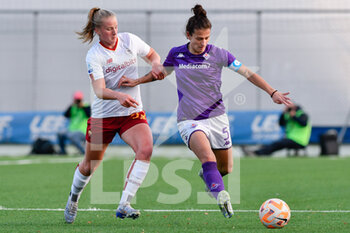 2023-01-14 - Alice Tortelli (ACF Fiorentina) and Zara Kramzar (As Roma) - ACF FIORENTINA VS AS ROMA - ITALIAN SERIE A WOMEN - SOCCER