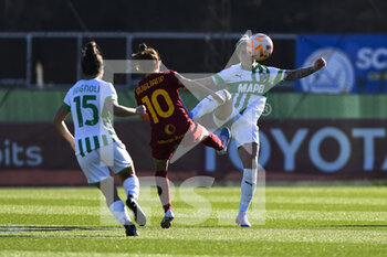 2023-01-29 - Manuela Giugliano of AS Roma Women and Lana Clelland of U.S. Sassuolo Calcio during the 15th day of the Serie A Championship between A.S. Roma Women and U.S. Sassuolo Calcio Femminile at the Stadio Tre Fontane on 29th of January, 2023 in Rome, Italy. - AS ROMA VS US SASSUOLO - ITALIAN SERIE A WOMEN - SOCCER