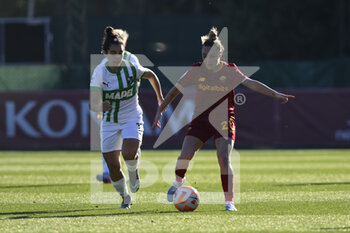 2023-01-29 - Giada Greggi of AS Roma Women and Benedetta Brignoli of U.S. Sassuolo Calcio during the 15th day of the Serie A Championship between A.S. Roma Women and U.S. Sassuolo Calcio Femminile at the Stadio Tre Fontane on 29th of January, 2023 in Rome, Italy. - AS ROMA VS US SASSUOLO - ITALIAN SERIE A WOMEN - SOCCER