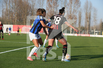 2023-01-28 - Martina Piemonte in action aganist Inter Fc  - AC MILAN VS INTER - FC INTERNAZIONALE - ITALIAN SERIE A WOMEN - SOCCER