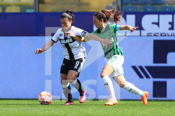 2023-03-26 - Valeria Pirone of Parma Calcio 1913 competes for the ball with Maria Luisa Filangeri of U.S. Sassuolo Calcio during the Women Serie A match between Parma Calcio 1913 and U.S. Sassuolo Calcio at Stadio Ennio Tardini on March 25, 2023 in Parma, Italy. - PARMA CALCIO VS US SASSUOLO - ITALIAN SERIE A WOMEN - SOCCER