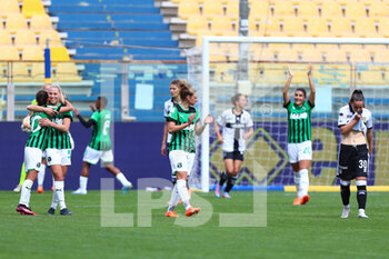 2023-03-26 - \Players of U.S. Sassuolo Calcio celebrates the victory during the Women Serie A match between Parma Calcio 1913 and U.S. Sassuolo Calcio at Stadio Ennio Tardini on March 25, 2023 in Parma, Italy. - PARMA CALCIO VS US SASSUOLO - ITALIAN SERIE A WOMEN - SOCCER