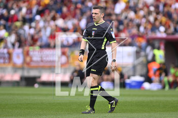 2023-04-29 - Referee Andrea Calzavara  during the 6th day of the Serie A Championship Poule Scudetto between A.S. Roma Women vs ACF Fiorentina at the stadio Tre Fontane on April 29, 2023 in Rome, Italy. - AS ROMA VS ACF FIORENTINA - ITALIAN SERIE A WOMEN - SOCCER