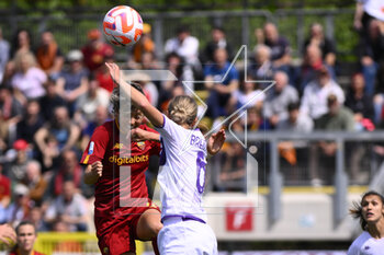2023-04-29 - Valentina Giacinti of AS Roma Women and Stephanie Breitner of ACF Fiorentina during the 6th day of the Serie A Championship Poule Scudetto between A.S. Roma Women vs ACF Fiorentina at the stadio Tre Fontane on April 29, 2023 in Rome, Italy. - AS ROMA VS ACF FIORENTINA - ITALIAN SERIE A WOMEN - SOCCER