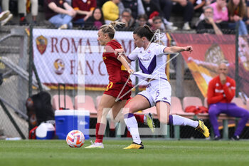 2023-04-29 - Giada Greggi of AS Roma Women and Pauline Hammarlund of ACF Fiorentina during the 6th day of the Serie A Championship Poule Scudetto between A.S. Roma Women vs ACF Fiorentina at the stadio Tre Fontane on April 29, 2023 in Rome, Italy. - AS ROMA VS ACF FIORENTINA - ITALIAN SERIE A WOMEN - SOCCER