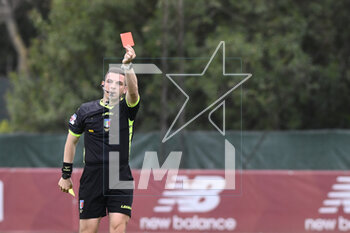 2023-04-29 - Referee Andrea Calzavara during the 6th day of the Serie A Championship Poule Scudetto between A.S. Roma Women vs ACF Fiorentina at the stadio Tre Fontane on April 29, 2023 in Rome, Italy. - AS ROMA VS ACF FIORENTINA - ITALIAN SERIE A WOMEN - SOCCER