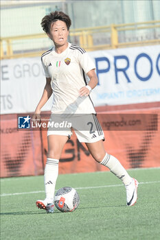 2023-10-07 - Moeka Minami of AS Roma in action during Serie A Women between Pomigliano CF vs AS Roma at Amerigo Liguori Stadium - POMIGLIANO WOMEN VS AS ROMA - ITALIAN SERIE A WOMEN - SOCCER