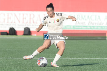 2023-10-07 - Lucia Di Guglielmo of AS Roma in action during Serie A Women between Pomigliano CF vs AS Roma at Amerigo Liguori Stadium - POMIGLIANO WOMEN VS AS ROMA - ITALIAN SERIE A WOMEN - SOCCER