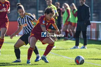 2023-11-05 - Boattin for Juventus contrast Giacinti for AS Roma during Serie A Femminile match between Juventus and AS Roma at Stadio La Marmora, Biella - JUVENTUS FC VS AS ROMA - ITALIAN SERIE A WOMEN - SOCCER