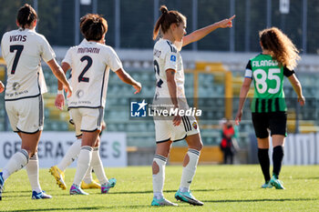 2023-11-19 - Manuela Giugliano (Roma Women) celebrate after goal - US SASSUOLO VS AS ROMA - ITALIAN SERIE A WOMEN - SOCCER