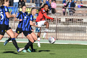 2023-11-25 - attempt to Laurent of Milan during Serie A Femminile match between Inter Women and AC Milan Women at Arena Civica Gianni Brera, Milano - FC INTERNAZIONALE WOMEN VS AC MILAN - ITALIAN SERIE A WOMEN - SOCCER