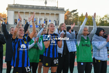 2023-11-25 - Inter celebrates win match to make the score 1-0 Serie A Femminile match between Inter Women and AC Milan Women at Arena Civica Gianni Brera, Milano - FC INTERNAZIONALE WOMEN VS AC MILAN - ITALIAN SERIE A WOMEN - SOCCER