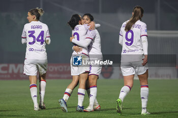 2023-12-11 - Fiorentina Women celebrate after goal - US SASSUOLO VS ACF FIORENTINA - ITALIAN SERIE A WOMEN - SOCCER