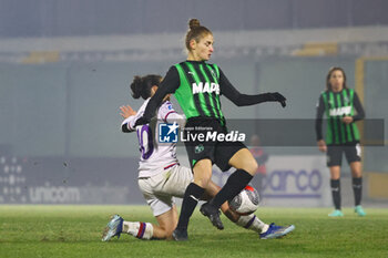 2023-12-11 - Michela Catena (Fiorentina Women) and Valeria Monterubbiano (US Sassuolo) - US SASSUOLO VS ACF FIORENTINA - ITALIAN SERIE A WOMEN - SOCCER