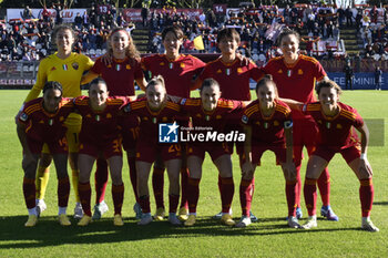 2023-12-10 - A.S. Roma Women line up for a team photograph during the 10th day of the Serie A Championship between A.S. Roma Women vs A.C. MIlan on 10 December 2023 at the Tre Fontane Stadium in Rome, Italy. - AS ROMA VS AC MILAN - ITALIAN SERIE A WOMEN - SOCCER