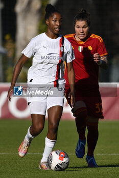2023-12-10 - Chante Dompig of A.C. Milan Femminile and Elena Linari of A.S. Roma Women during the 10th day of the Serie A Championship between A.S. Roma Women vs A.C. MIlan on 10 December 2023 at the Tre Fontane Stadium in Rome, Italy. - AS ROMA VS AC MILAN - ITALIAN SERIE A WOMEN - SOCCER