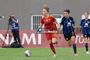 2023-10-15 - Benedetta Glionna (AS Roma) during the Italian Football Championship League A Women 2023/2024 match between AS Roma Women vs FC Internazionale Women at the Tre Fontane stadium on 15 October 2023. - AS ROMA VS FC INTERNAZIONALE WOMEN - ITALIAN SERIE A WOMEN - SOCCER