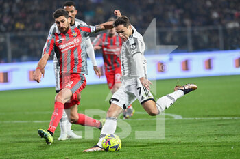 2023-01-04 - Federico Chiesa (Juventus) shooting on goal - US CREMONESE VS JUVENTUS FC - ITALIAN SERIE A - SOCCER