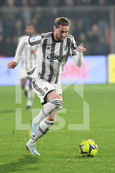 2023-01-04 - Adrien Rabiot (Juventus) in action - US CREMONESE VS JUVENTUS FC - ITALIAN SERIE A - SOCCER