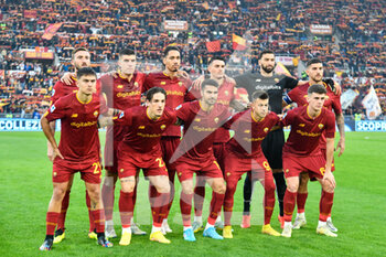2023-01-04 - AS Roma team during the Italian Football Championship League A 2022/2023 match between AS Roma vs Bologna FC at the Olimpic Stadium in Rome  on 04 Januaryr 2023. - AS ROMA VS BOLOGNA FC - ITALIAN SERIE A - SOCCER