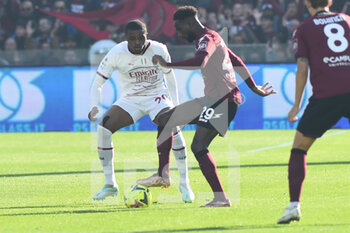 2023-01-04 - Julian Kristoffersen of US Salernitana  and Pierre Kalulu of AC Milan competes for the ball with during the friendly football match US Salernitana 1919 v AC Milan   at Arechi stadium  - US SALERNITANA VS AC MILAN - ITALIAN SERIE A - SOCCER