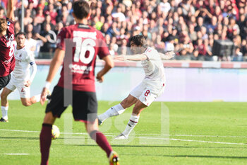 2023-01-04 - Sandro Tonali of AC Milan scores goal 0-2 during the Serie A match between during the friendly football match US Salernitana 1919 v AC Milan   at Arechi stadium  - US SALERNITANA VS AC MILAN - ITALIAN SERIE A - SOCCER