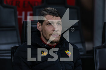 2023-01-08 - Andrea Belotti of AS Roma in the bench during Serie A 2022/23 football match between AC Milan and AS Roma at San Siro Stadium, Milan, Italy on January 08, 2023 - AC MILAN VS AS ROMA - ITALIAN SERIE A - SOCCER