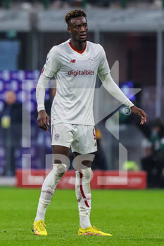 2023-01-08 - Tammy Abraham of AS Roma in action during Serie A 2022/23 football match between AC Milan and AS Roma at San Siro Stadium, Milan, Italy on January 08, 2023 - AC MILAN VS AS ROMA - ITALIAN SERIE A - SOCCER