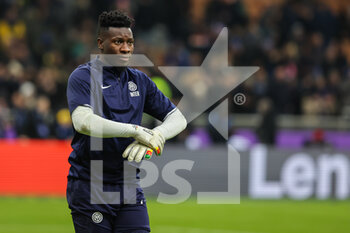 2023-01-14 - Andre Onana of FC Internazionale warms up during Serie A 2022/23 football match between FC Internazionale and Hellas Verona FC at Giuseppe Meazza Stadium, Milan, Italy on January 14, 2023 - INTER - FC INTERNAZIONALE VS HELLAS VERONA - ITALIAN SERIE A - SOCCER